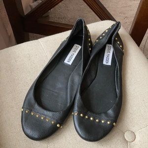 Steve Madden - Black leather with gold studs flats